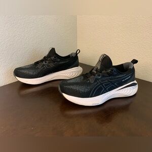 ASICS Gel-Cumulus 25 Black Running Shoes Women's Size 9